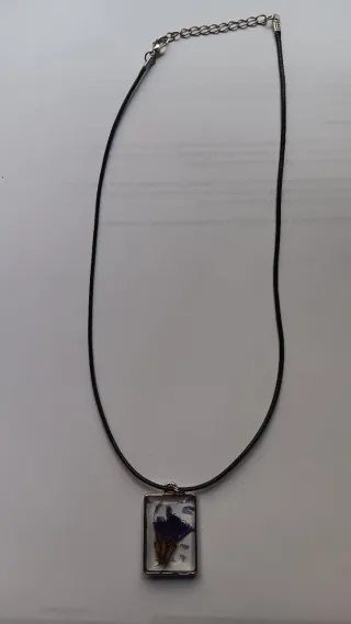 Colgante flor morada ("siempreviva") y cadena