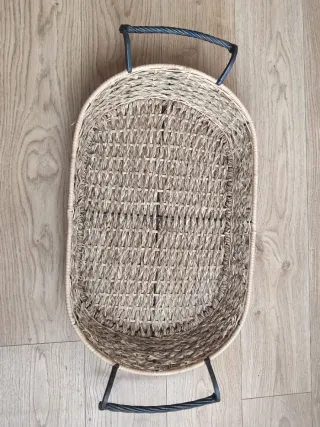 Cesta mimbre ovalada con asas hierro