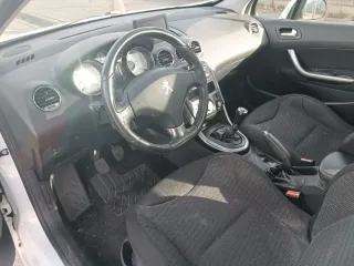 Peugeot 308 2012