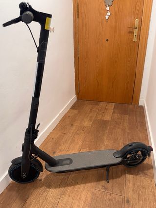 Patinete Xiaomi Essential,certificado y matricula,