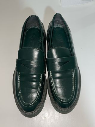 Zapatos verdes Zara