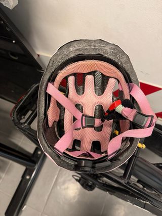 Casco bici infantil rosa con dibujos