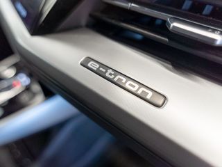 Audi Q4 e-tron Black line edition 45 e-tron 82kWh 210 kW (286 CV)