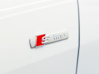 Audi Q4 e-tron Black line edition 45 e-tron 82kWh 210 kW (286 CV)