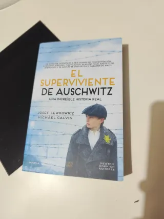 Lote 3 libros sobre la Segunda Guerra Mundial