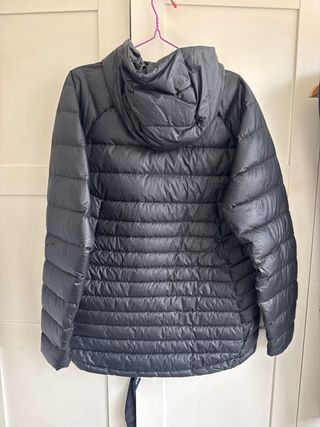 Plumas Nike Negro Talla M (Plumon de pato)Pvp:120