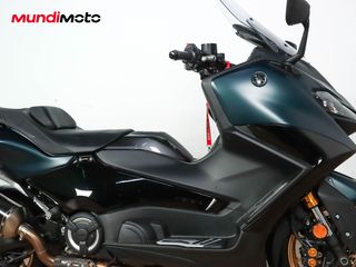 YAMAHA T-MAX 560 TECH MAX