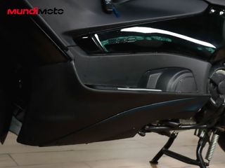 YAMAHA T-MAX 560 TECH MAX