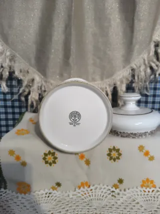 albarelo de farmacia de La Cartuja