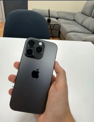 iPhone 16 Pro Negro