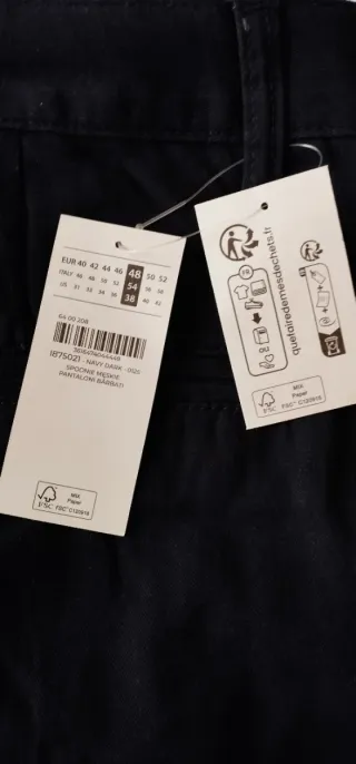 Pantalón chino Tex. Talla 48. Nuevo.