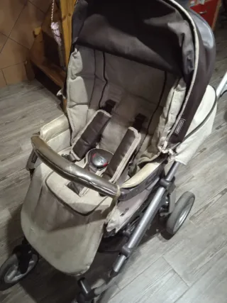 Carro de bebé NOVO