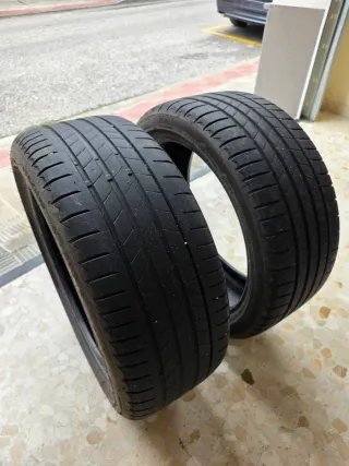 Neumáticos 225/40R18