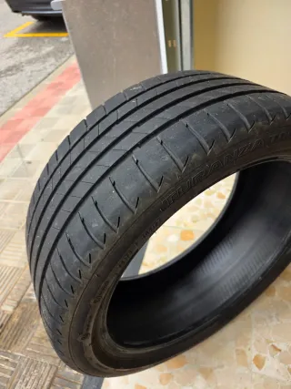 Neumáticos 225/40R18