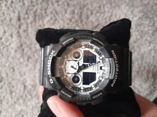 Orologio G-Shock Casio modello GA-100BW