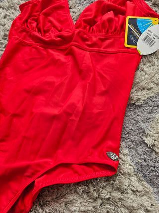 Bañador Rojo Talla 44
