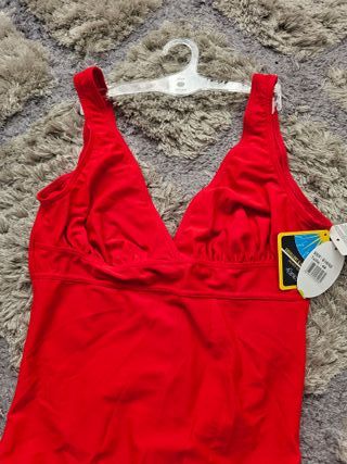 Bañador Rojo Talla 44