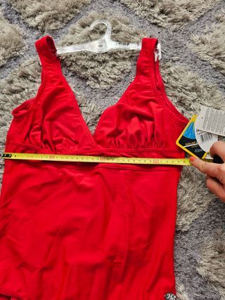 Bañador Rojo Talla 44