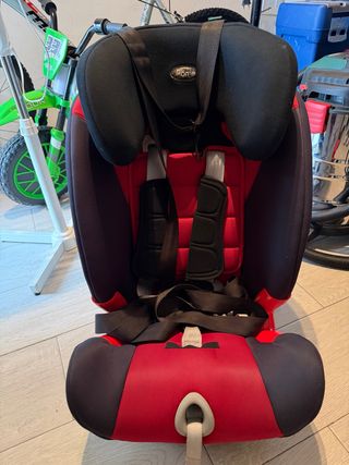 Silla coche niño Isofix Römer Roja