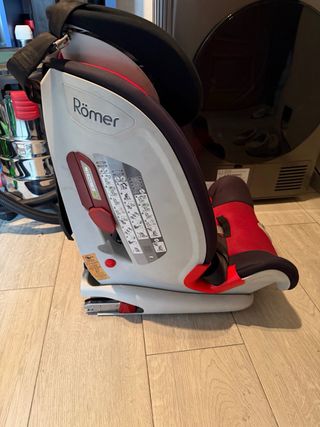 Silla coche niño Isofix Römer Roja