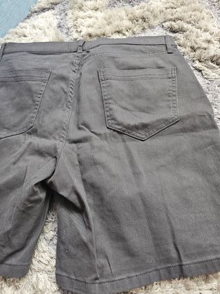 Bermuda Gris Talla 33