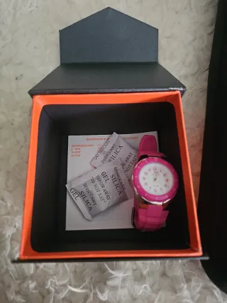 Reloj Marea niña rosa sin usar