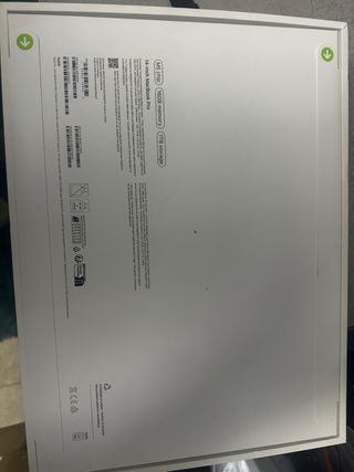 MacBook Pro M5 1TB PRECINTADO