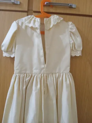 Vestido largo de comunión. Diferentes usos.