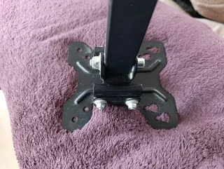 TV Blanca 24 pulgadas con soporte