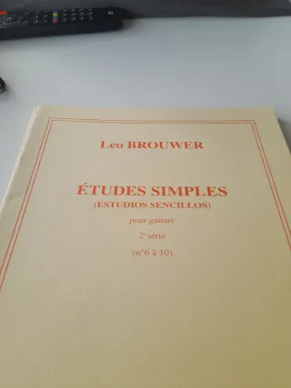 Partituras Leo Brouwer Estudios Simples Guitarra