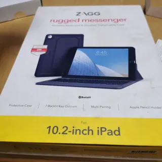 Funda Teclado ZAGG Rugged Messenger iPad 10.2