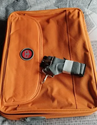 Bolsa semidura para portátil