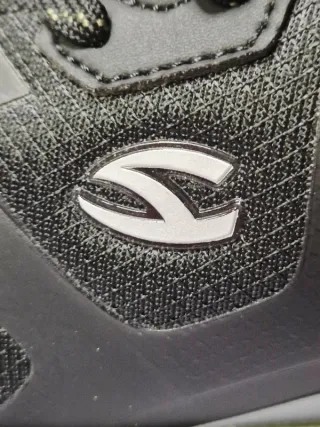 Zapatillas Trail Hobibear T42 Negro/Verde