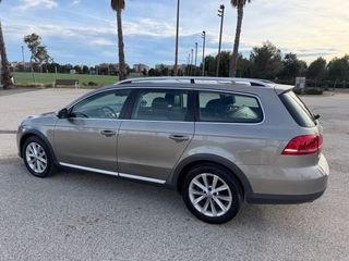 Volkswagen Passat Alltrack 2012