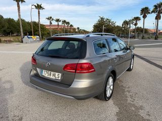 Volkswagen Passat Alltrack 2012