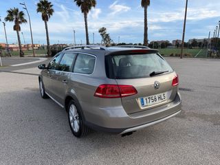 Volkswagen Passat Alltrack 2012