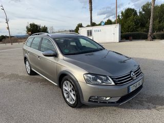 Volkswagen Passat Alltrack 2012