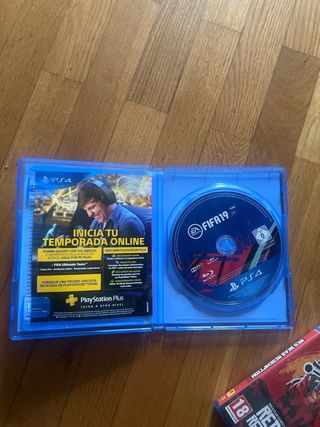 2 Juegos PS4: FIFA 19 y Red Dead Redemption 2