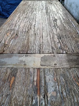 Mesa madera y metal exterior/interior. REBAJADO!!!