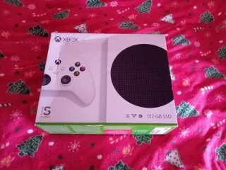 Xbox Series S + Mando Blanco