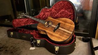 Guitarra Taylor 50th Anniversary 924ce-K LTD