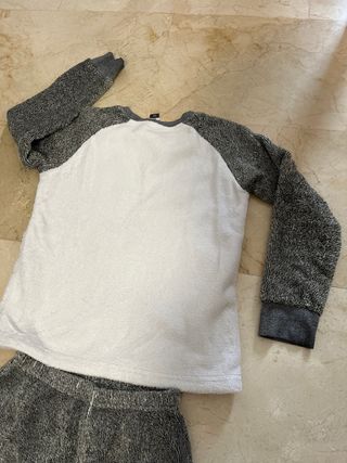 Pijama Star Wars Terciopelo talla 134cm niño