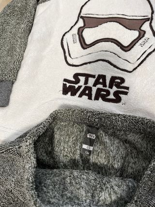 Pijama Star Wars Terciopelo talla 134cm niño
