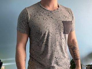 T-shirt Pull&Bear cinza e preto