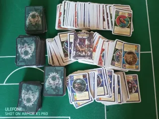 Lotto carte mutant chronicles con 44 rare