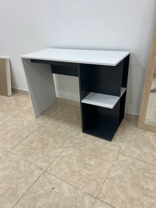 Escritorio Nuevo Blanco y Gris Oscuro