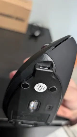 Mouse ergonomico nero antifatica,con cavo usb