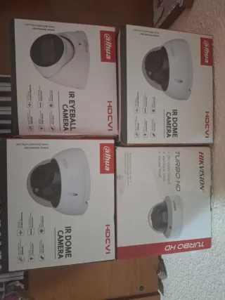 LOTE de 4 Cámaras CCTV Dahua HDCVI IR Eyeball/Dome