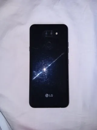 LG K40s Negro con incluye caja de protección