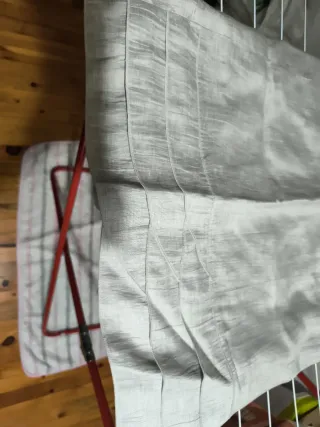 Falda media rodilla color plateado